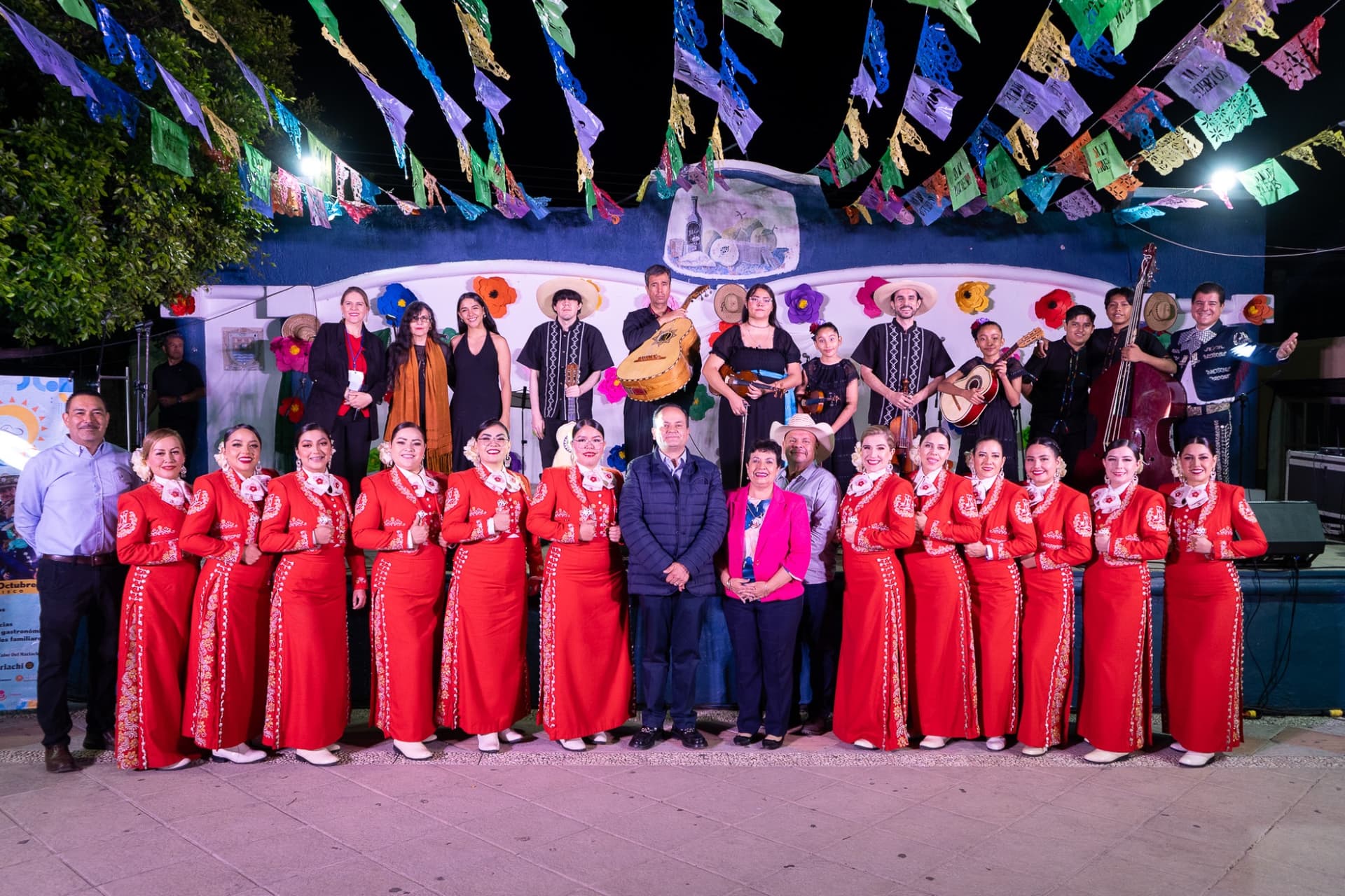 Organizamos el festival Al Calor del Mariachi en Atotonilquillo